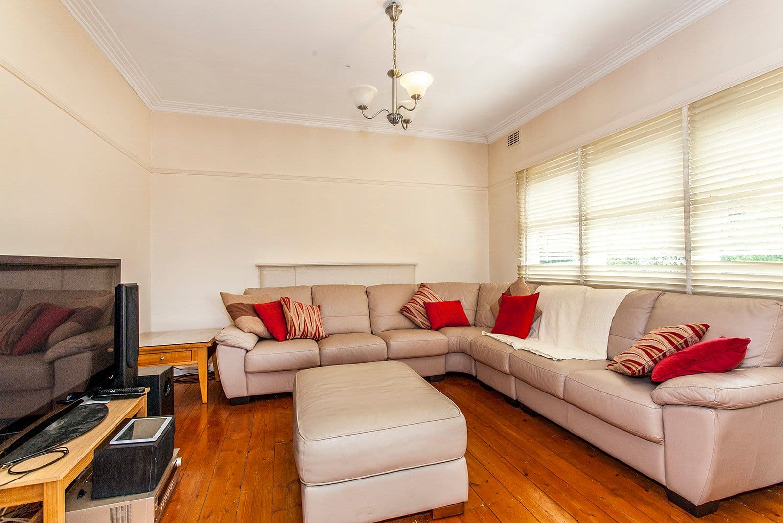 1 Hammence Street, Glen Waverley VIC 3150, Glen Waverley - Thumbnail 4