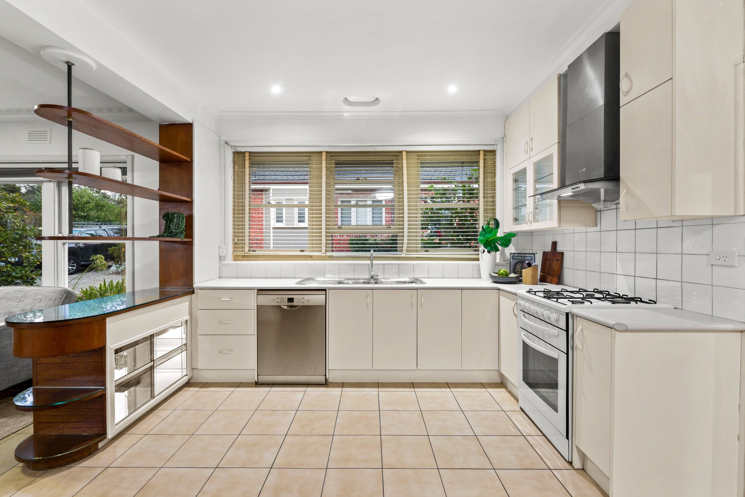 108 Elgar Road, Box Hill South VIC 3128, Box Hill South - Thumbnail 3