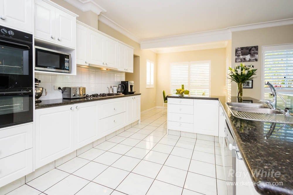12 Chanel Crescent, EIGHT MILE PLAINS QLD 4113, Eight Mile Plains - Thumbnail 2