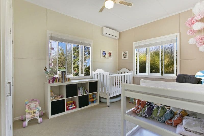 35 Bayford Street, OXLEY QLD 4075, Oxley - Thumbnail 5
