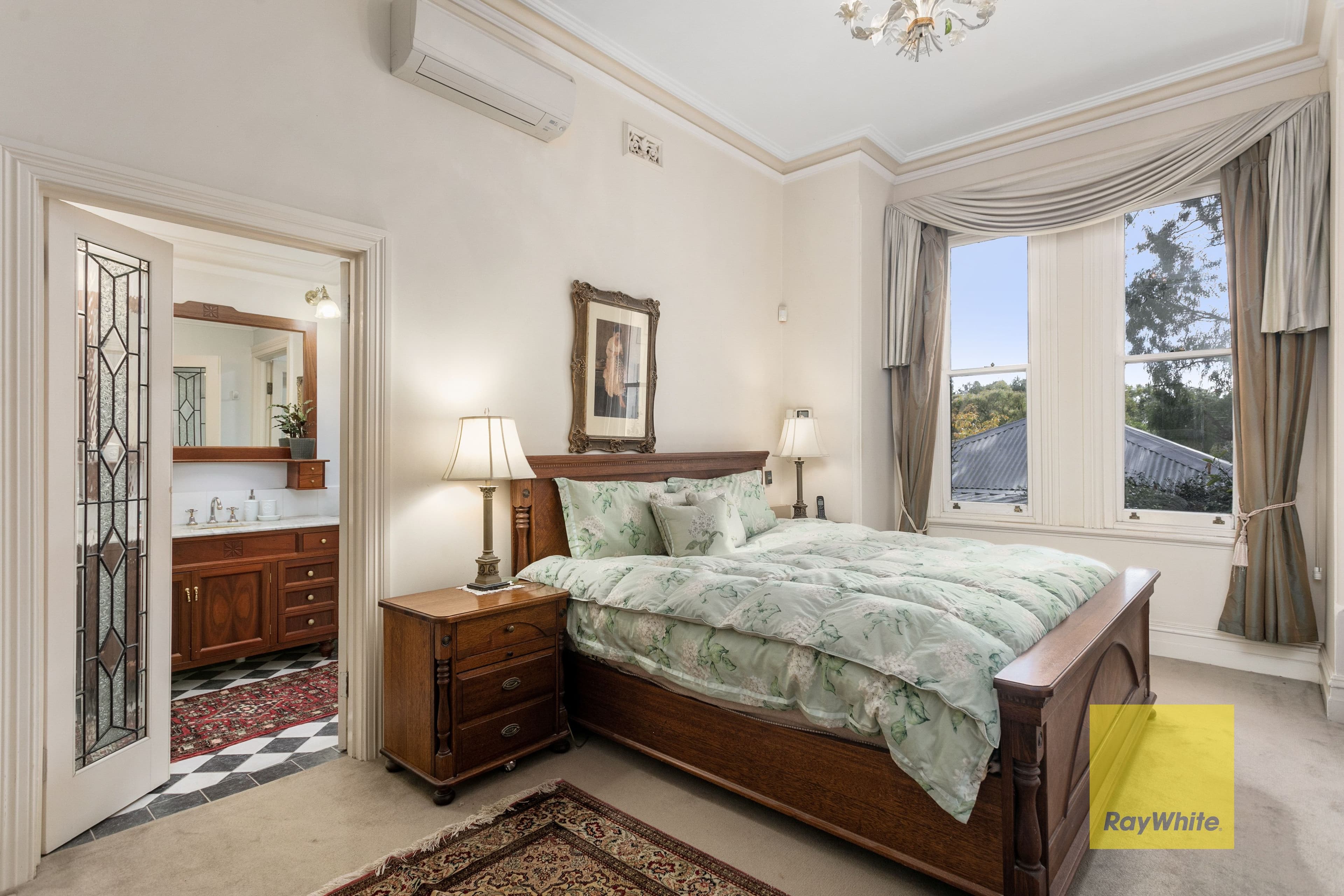 8 Irvine Street, Peppermint Grove WA 6011, Peppermint Grove - Thumbnail 4