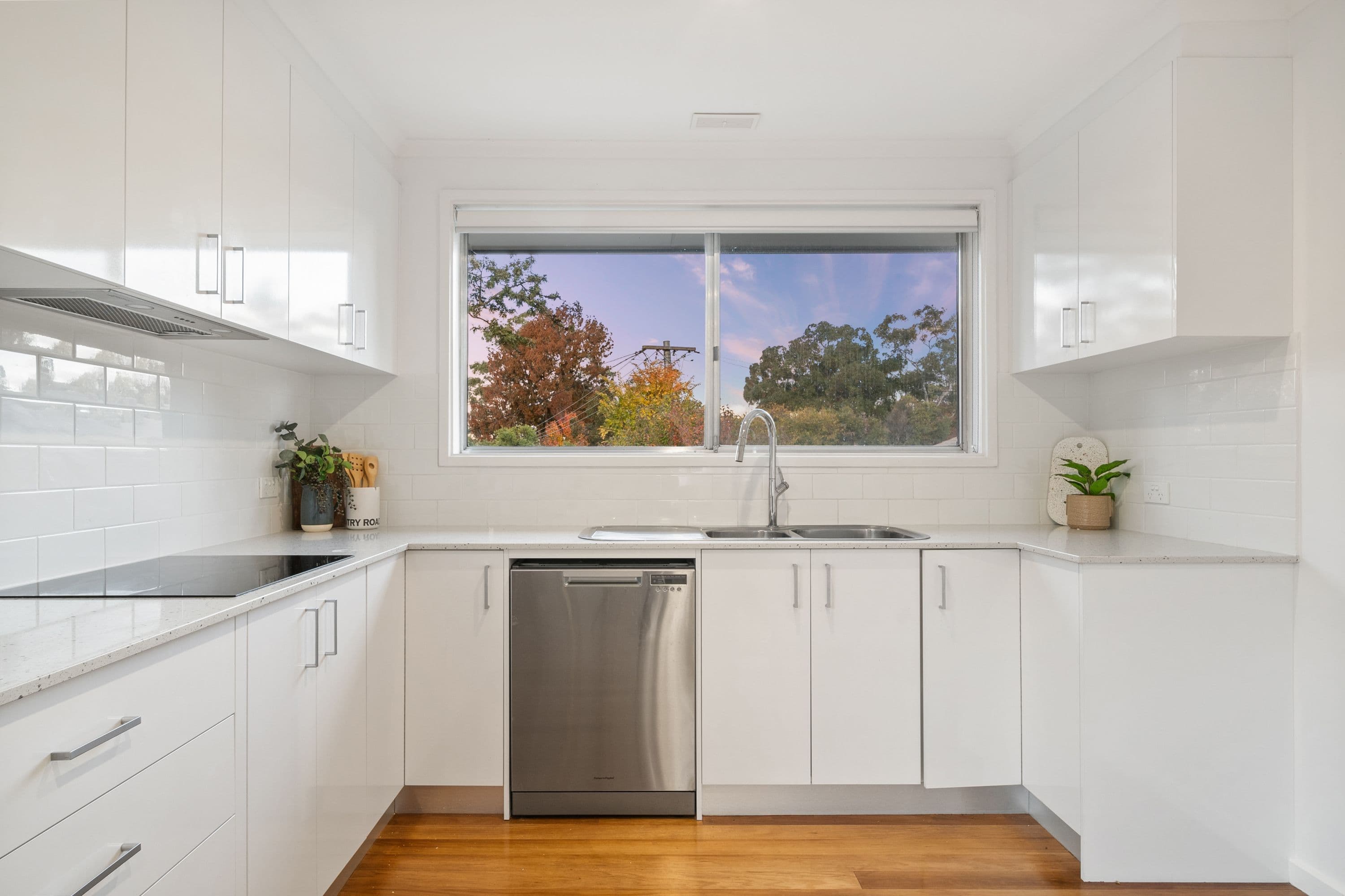 34 Mclachlan Crescent, Weetangera ACT 2614, Weetangera - Thumbnail 3