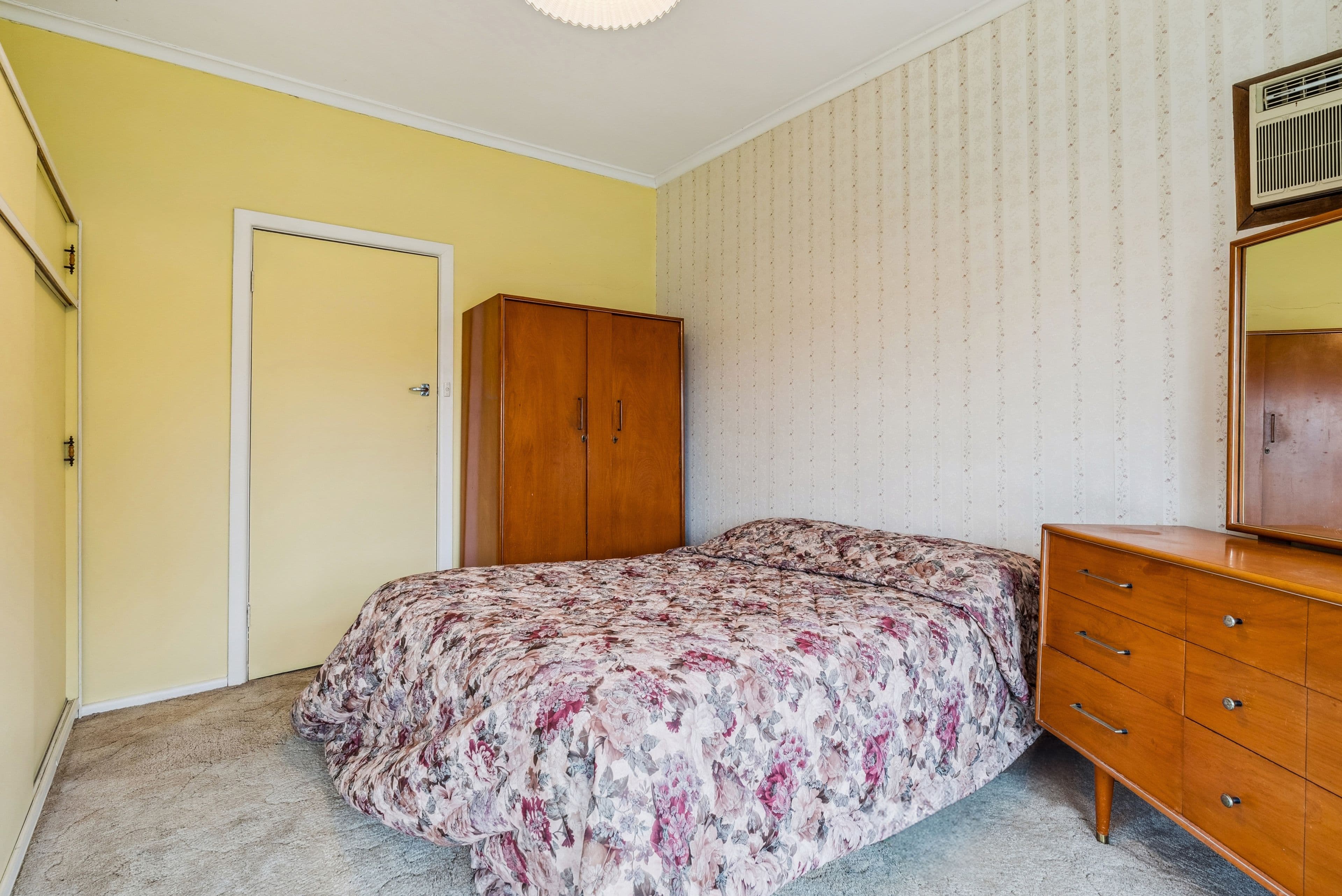 10 Lucille Avenue, Reservoir VIC 3073, Reservoir - Thumbnail 8