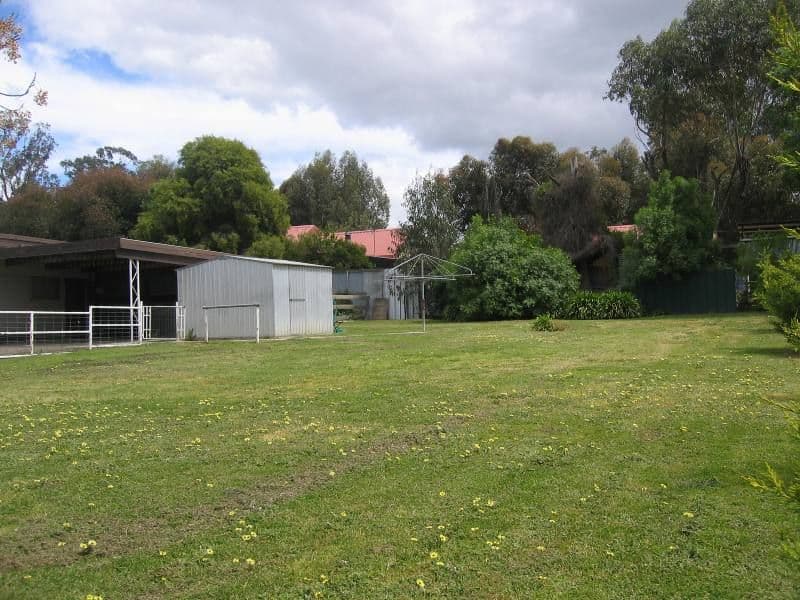 11  Kobyboyn Road, SEYMOUR VIC 3660, Seymour - Thumbnail 3