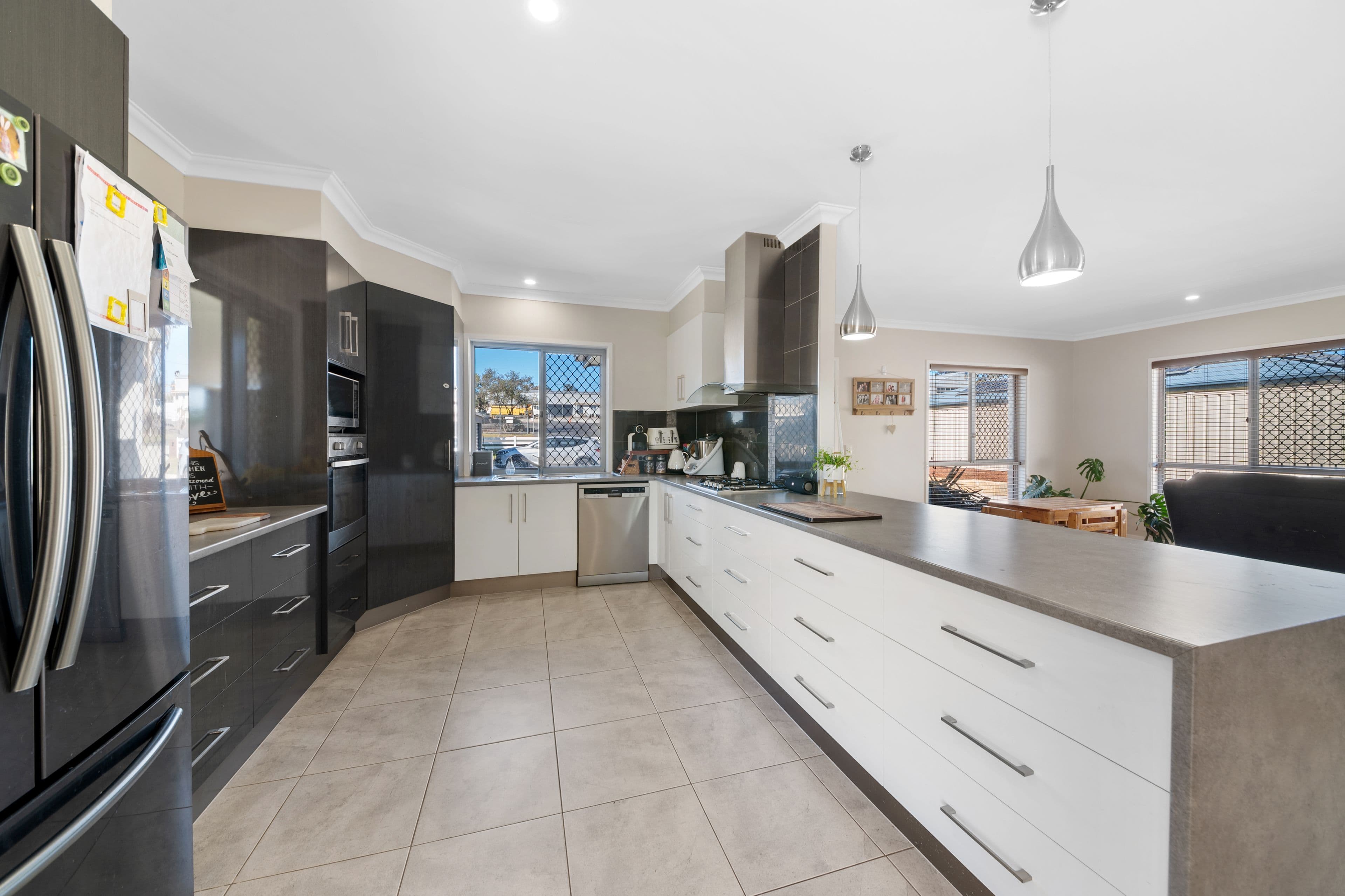 19 Easey Street, Warwick QLD 4370, Warwick - Thumbnail 3