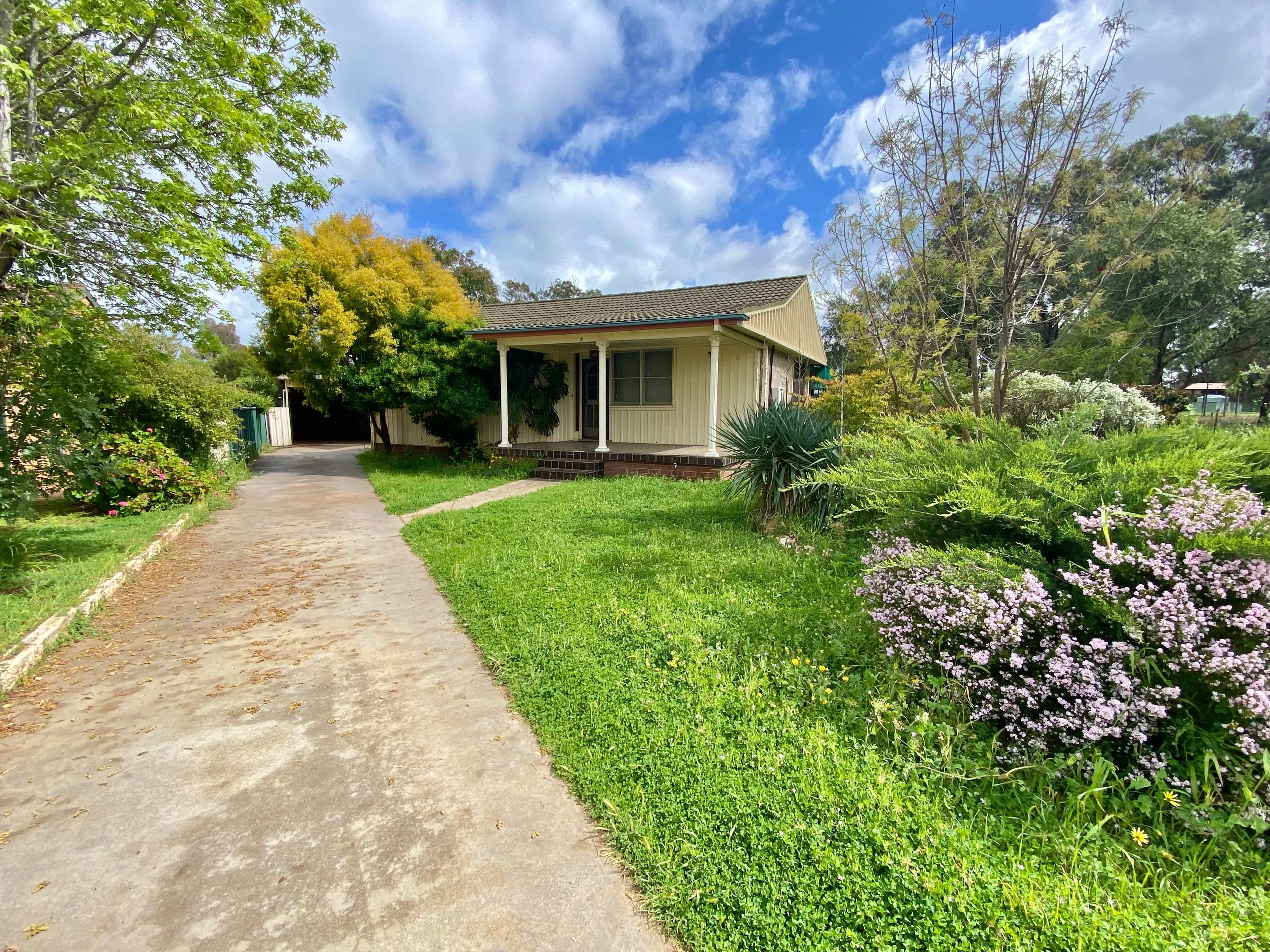 9 Acacia Avenue, Forbes NSW 2871, Forbes - Thumbnail 2