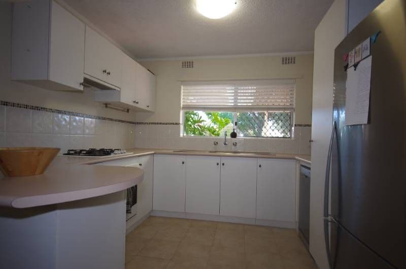 35 Burbridge Avenue, KOONDOOLA WA 6064, Koondoola - Thumbnail 6