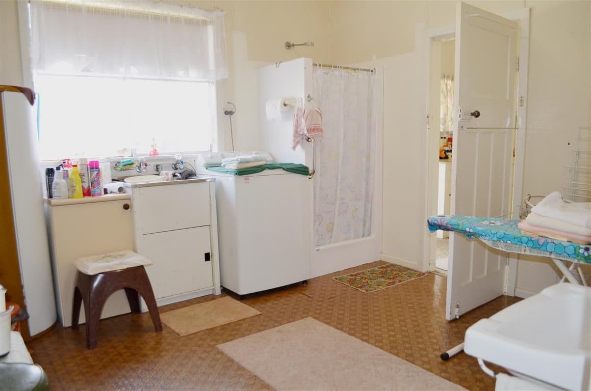Bombowlee Avenue, Tumut - Thumbnail 3