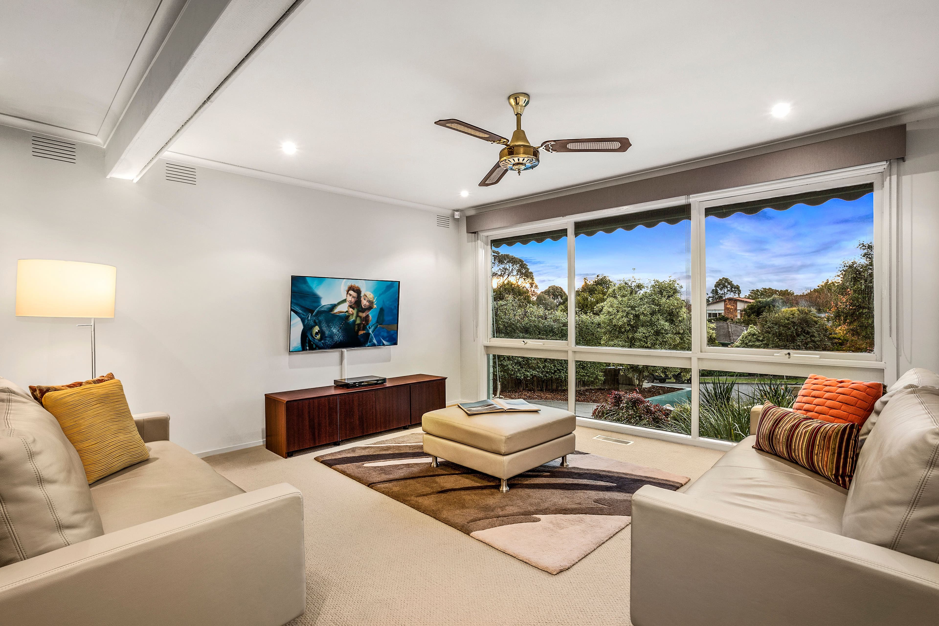 7 Whistlewood Close, Doncaster East VIC 3109, Doncaster East - Thumbnail 3