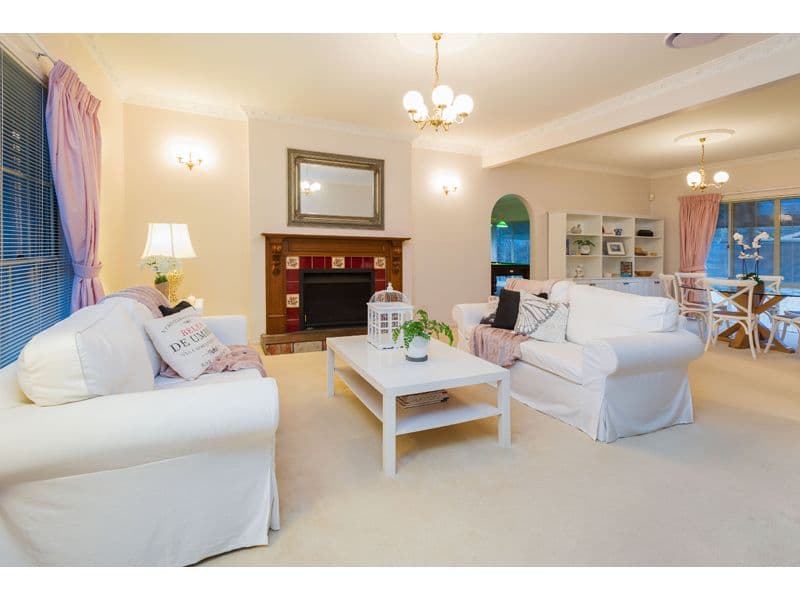 8 Dandelion Street, Eight Mile Plains QLD 4113, Eight Mile Plains - Thumbnail 5