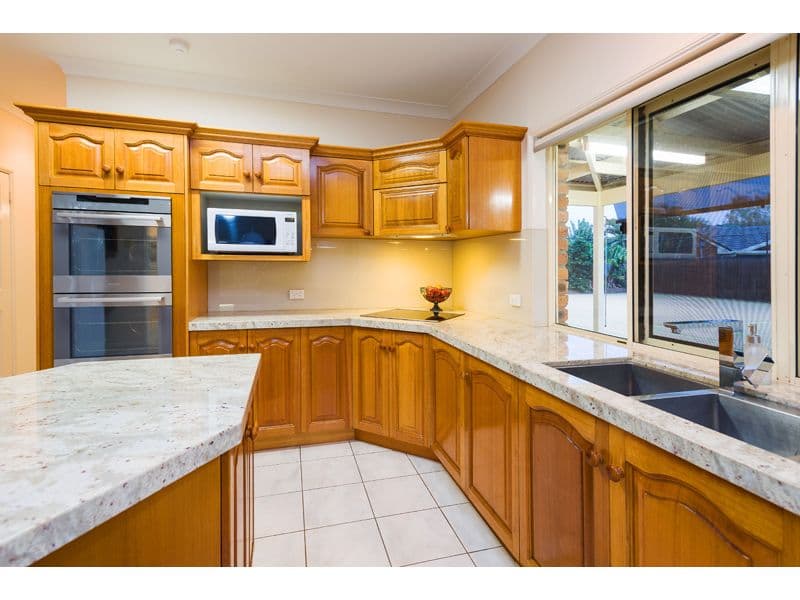 8 Dandelion Street, Eight Mile Plains QLD 4113, Eight Mile Plains - Thumbnail 8