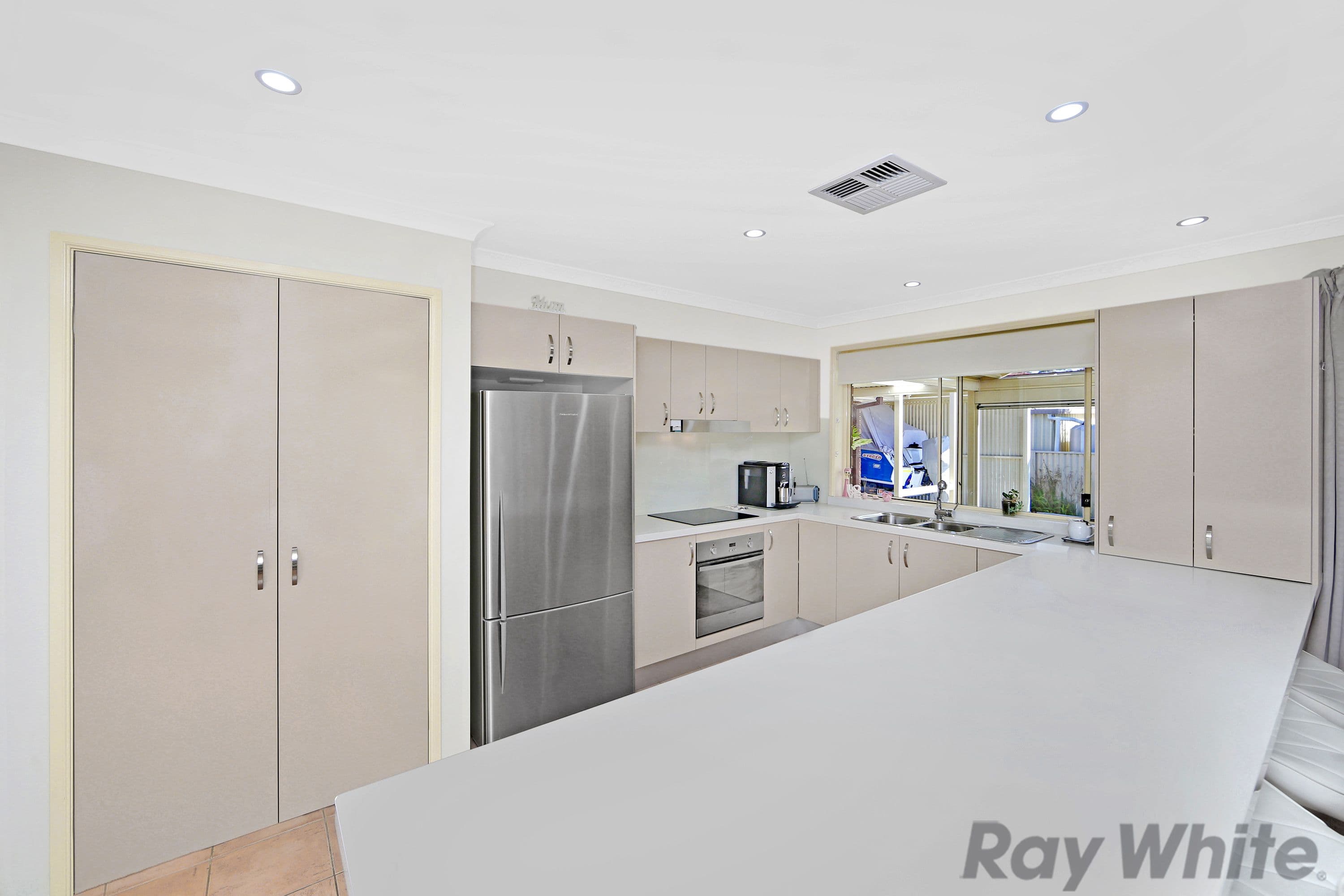 54 Bay Vista Way, Gwandalan - Thumbnail 2