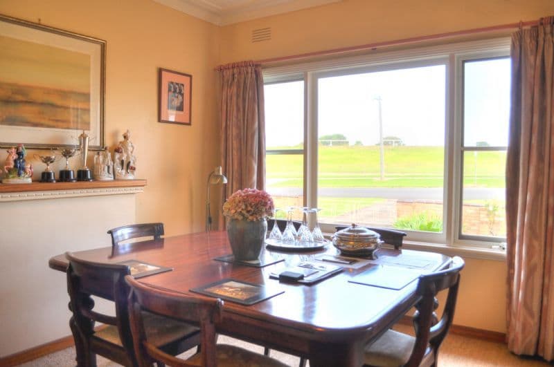 61 Cramer Street, WARRNAMBOOL VIC 3280, Warrnambool - Thumbnail 2