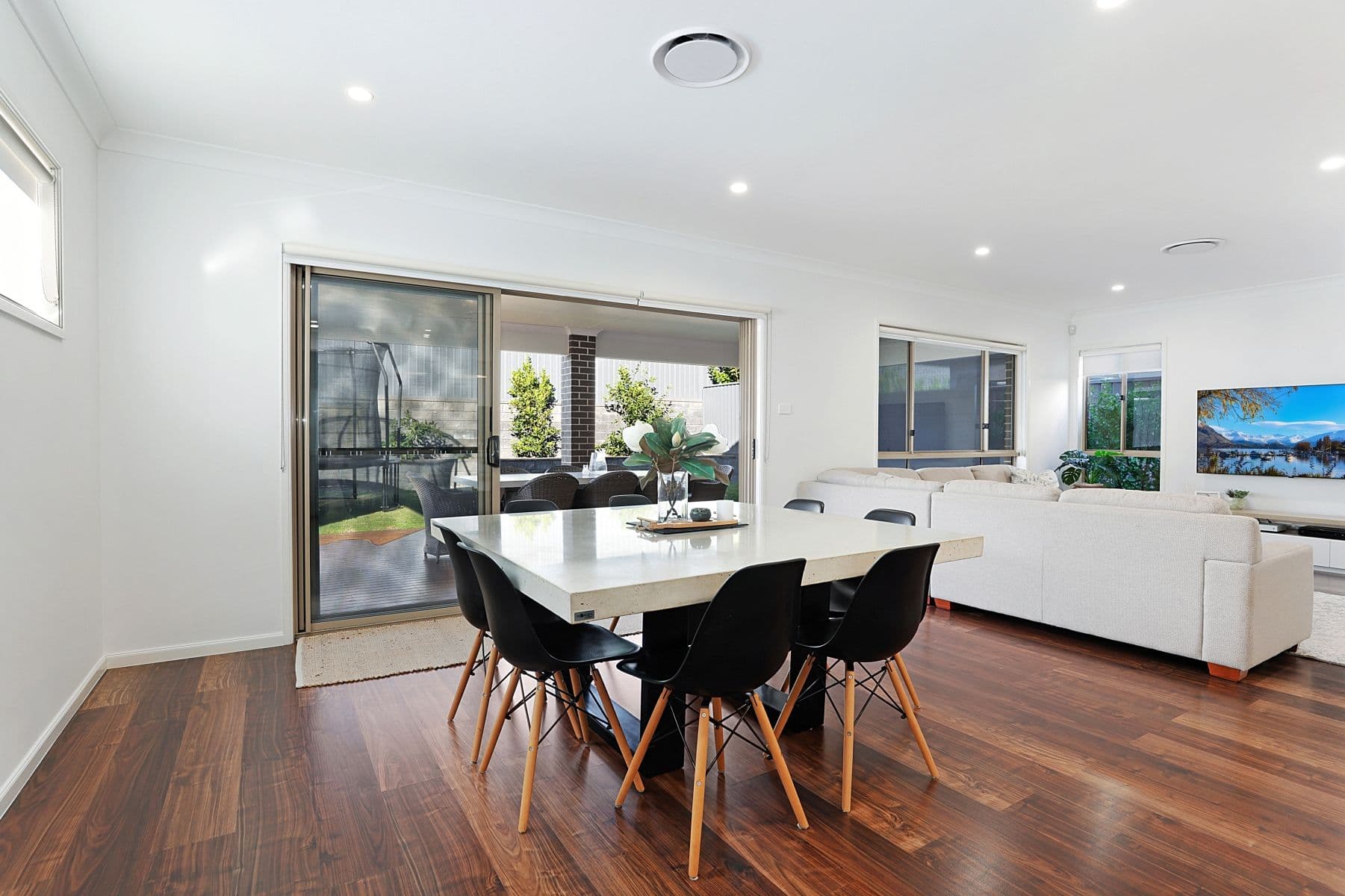 9 Galloway Road, Glenmore Park NSW 2745, Glenmore Park - Thumbnail 5