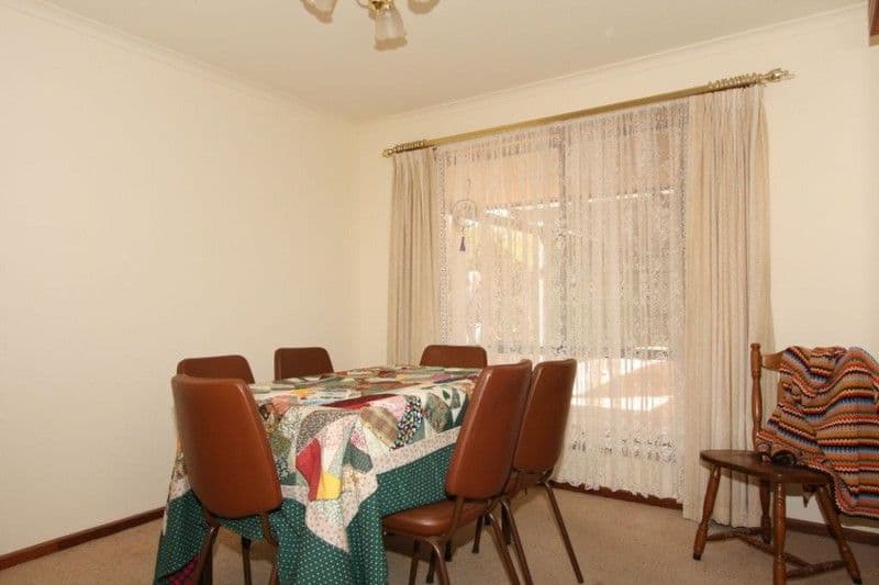 4 Webber Street, WAIKERIE SA 5330, Waikerie - Thumbnail 2