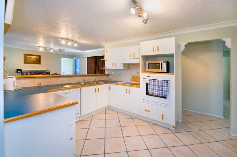 12 Carara Drive, NORTH ROCKHAMPTON QLD 4701, North Rockhampton - Thumbnail 2