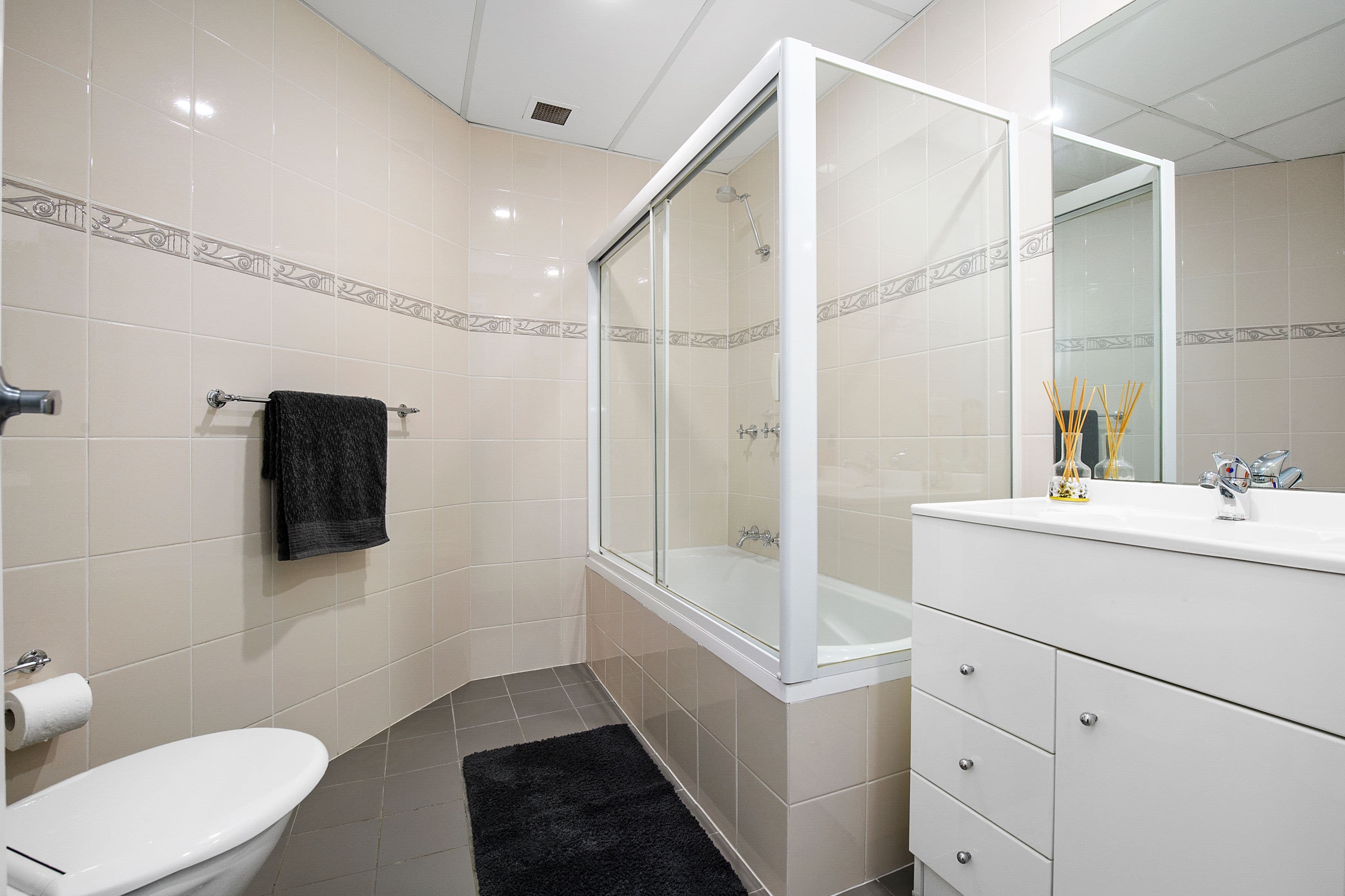 6-8 College Crescent, Hornsby NSW 2077, Hornsby - Thumbnail 8