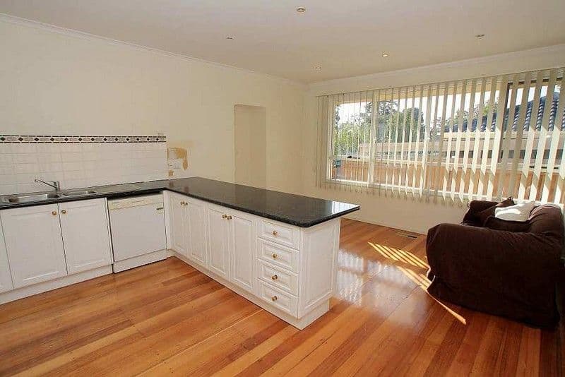 19 Browning Road, BORONIA VIC 3155, Boronia - Thumbnail 3