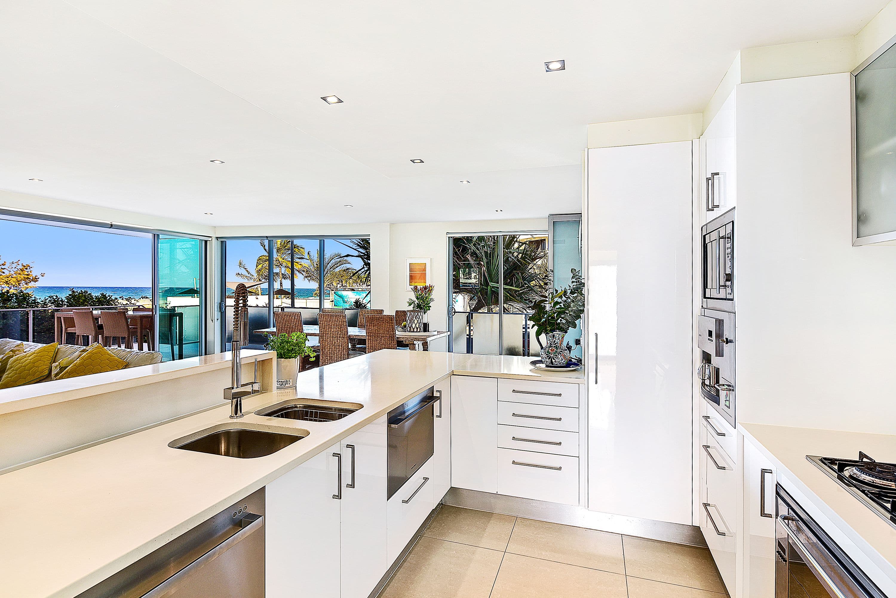 389 Golden Four Drive, Tugun QLD 4224, Tugun - Thumbnail 2