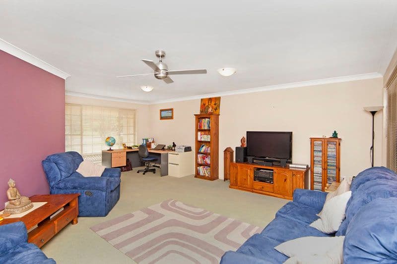137 Manoa Road, BUDGEWOI NSW 2262, Budgewoi - Thumbnail 3