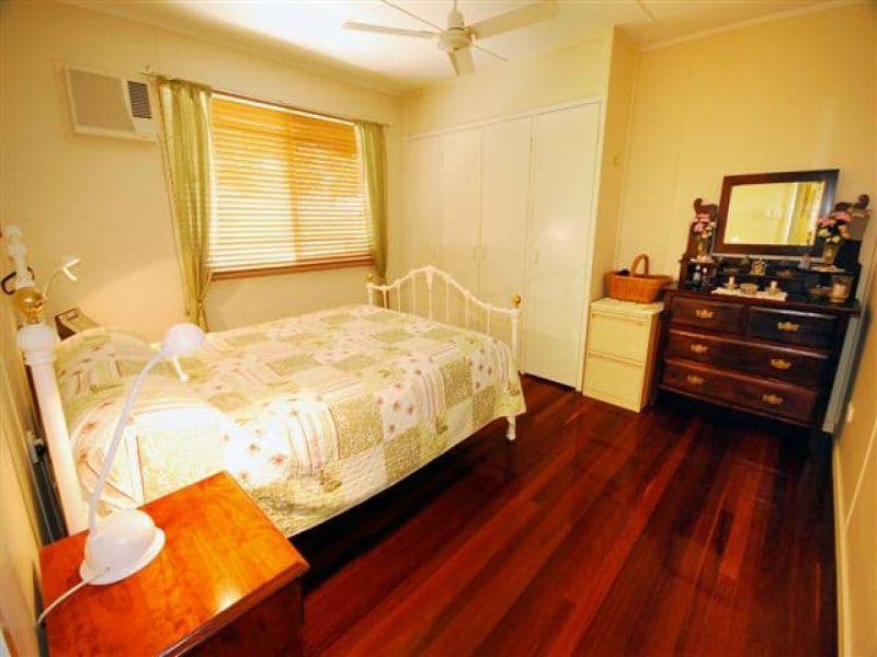 72 Penlington Street, THE RANGE QLD 4700, The Range - Thumbnail 6