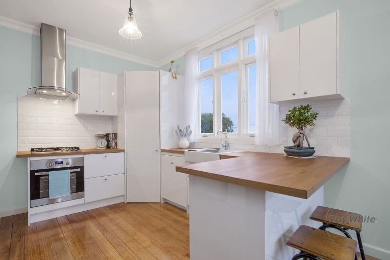 17 Currier Street, Breakwater VIC 3219, Breakwater - Thumbnail 2
