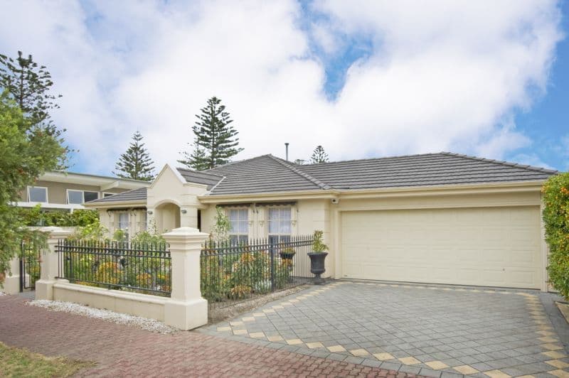 11 Keen Avenue, GLENELG EAST SA 5045, Glenelg East - Thumbnail 2