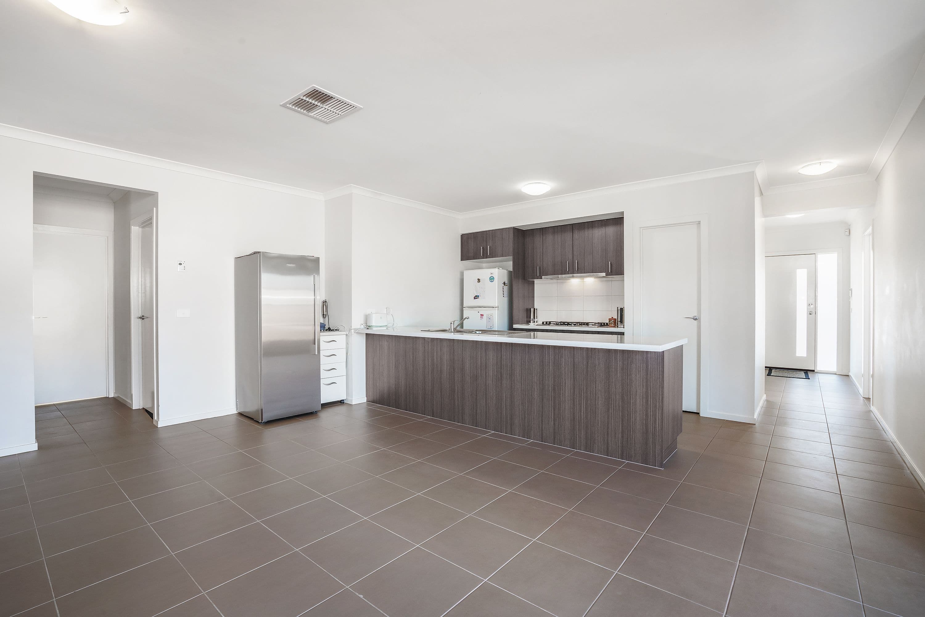 20 Goolwa Road, Point Cook VIC 3030, Point Cook - Thumbnail 3