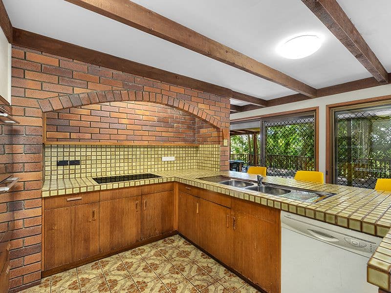 22 Hoylake Street, Indooroopilly QLD 4068, Indooroopilly - Thumbnail 3