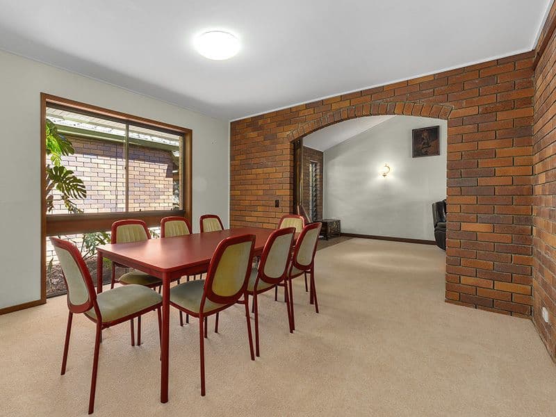 22 Hoylake Street, Indooroopilly QLD 4068, Indooroopilly - Thumbnail 4