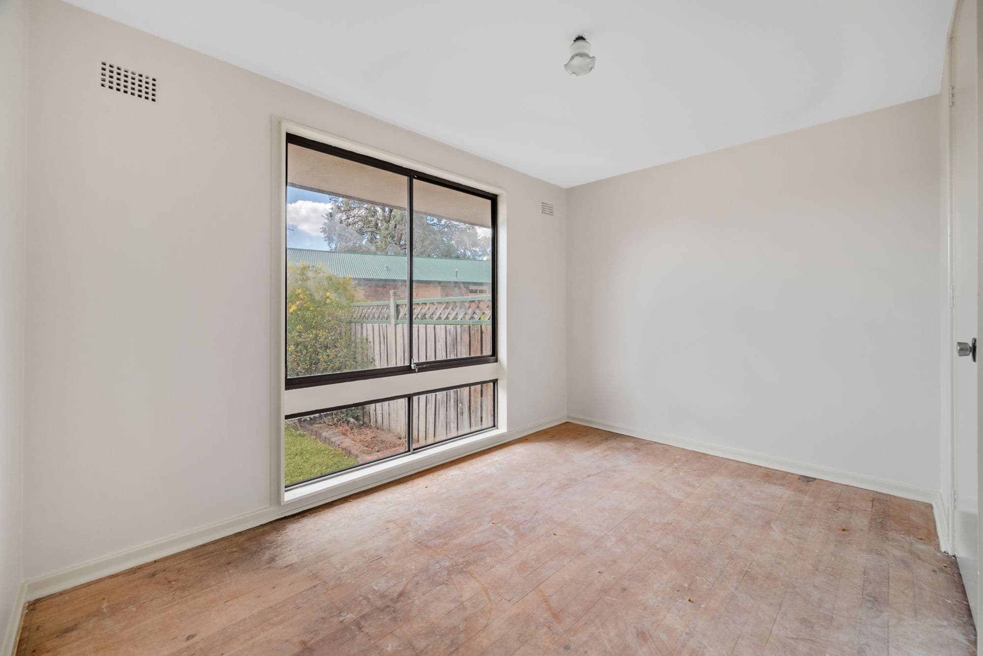 8 Wanganella Way, Airds NSW 2560, Airds - Thumbnail 6