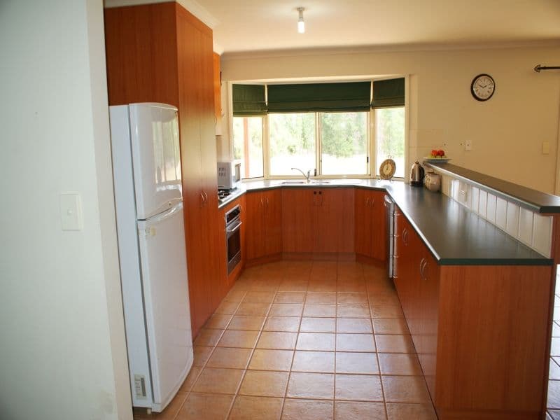 54 Mitchell Avenue, MURRAY BRIDGE SA 5253, Murray Bridge - Thumbnail 4