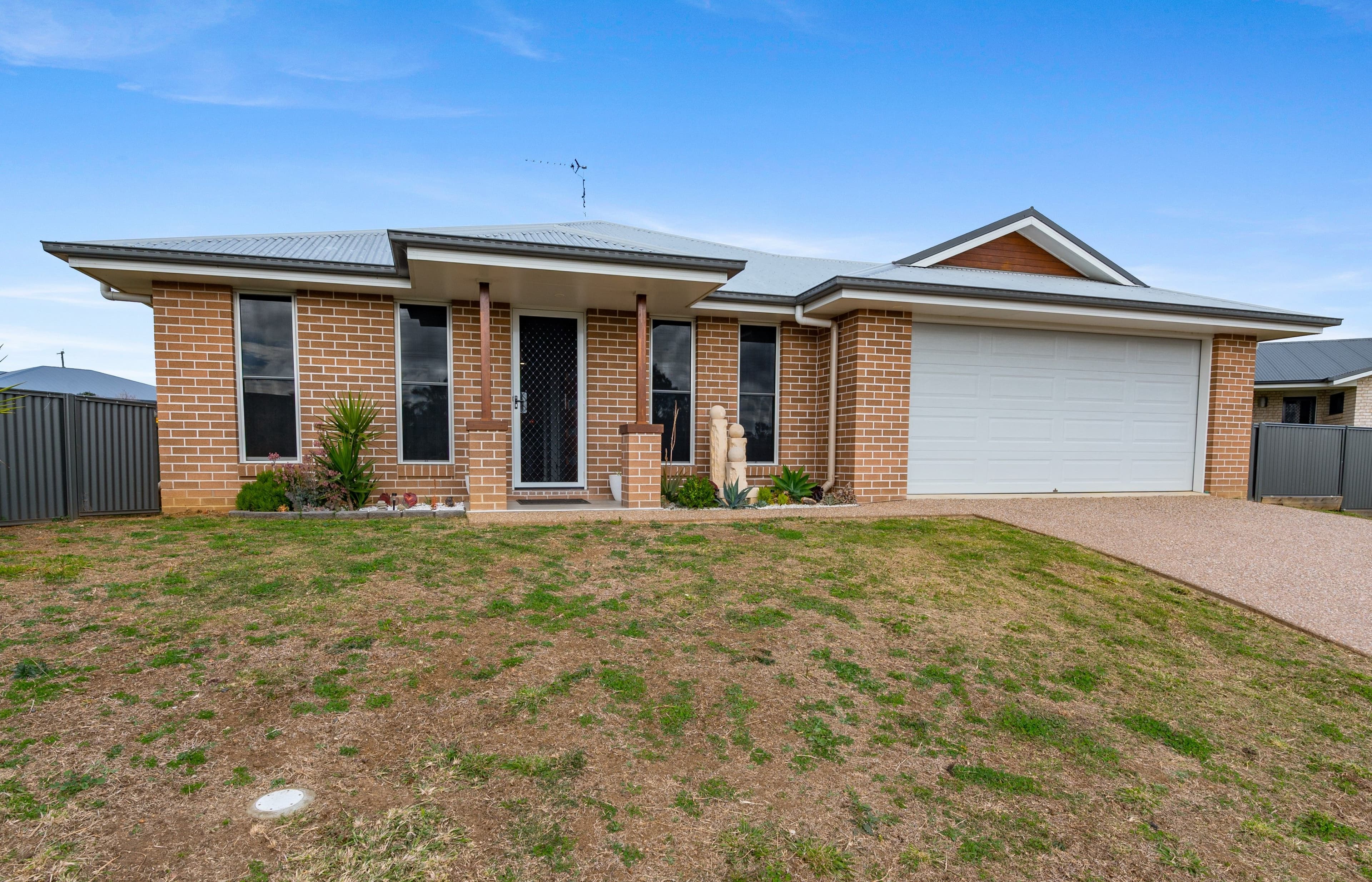5 Taliah Place, Rosenthal Heights QLD 4370, Rosenthal Heights - Image 1