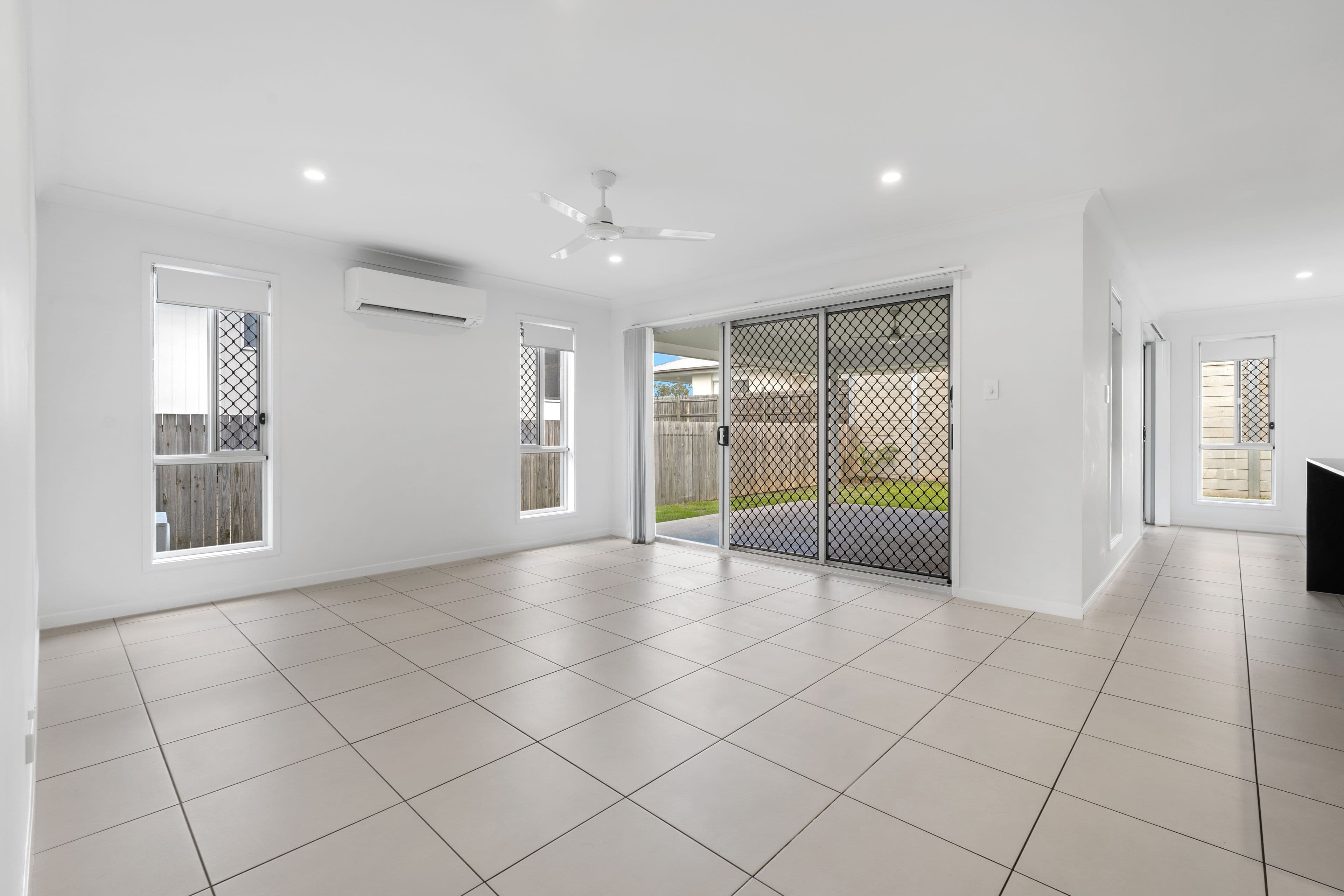 8 James Varghese Street, SPRING MOUNTAIN QLD 4300, Spring Mountain - Thumbnail 2