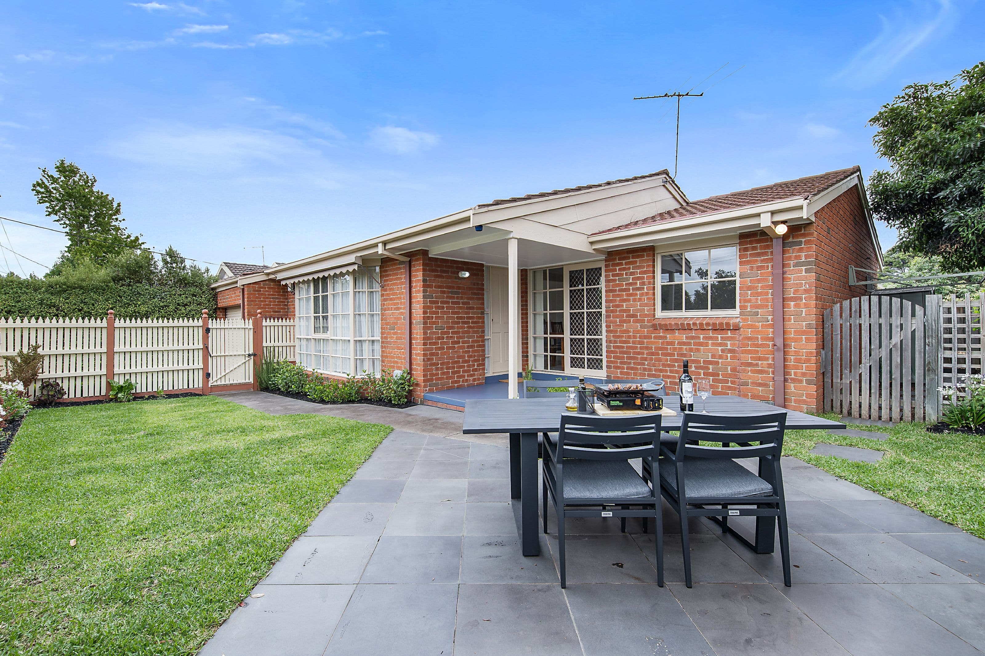 24 Grenfell Road, Mount Waverley VIC 3149, Mount Waverley - Image 1