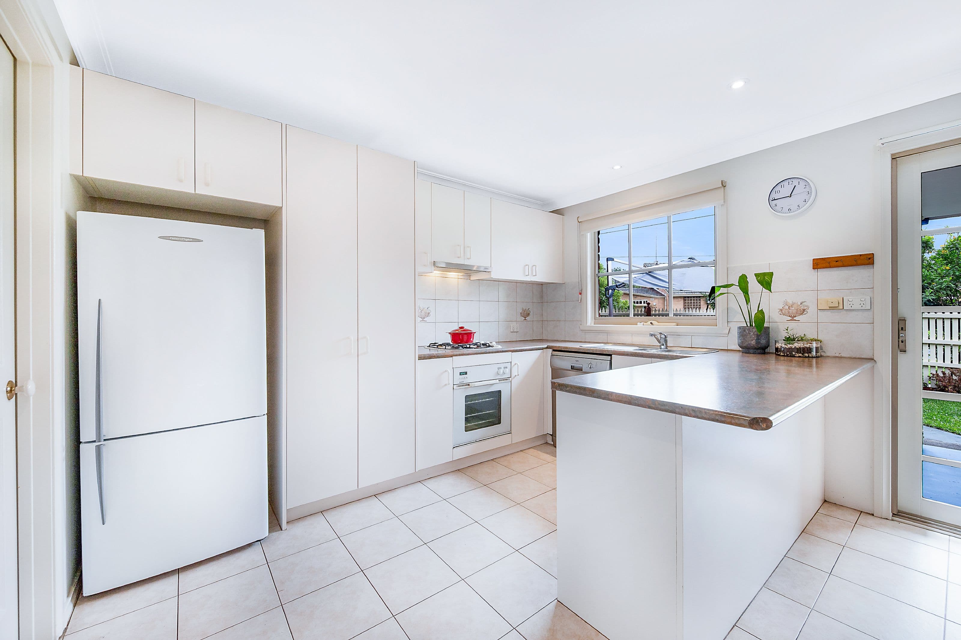 24 Grenfell Road, Mount Waverley VIC 3149, Mount Waverley - Thumbnail 5