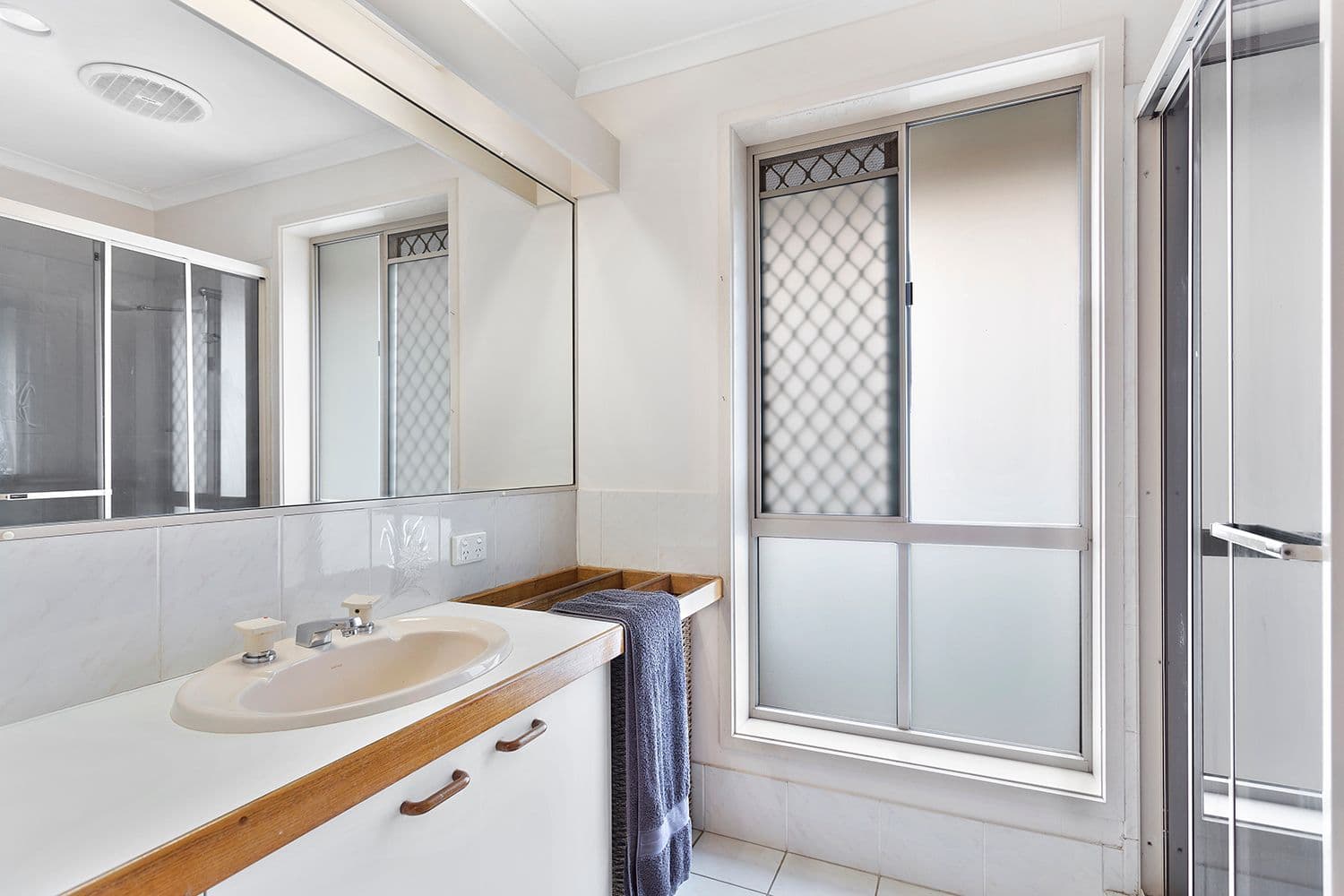 8 Kallista Close, Robina QLD 4226, Robina - Thumbnail 7