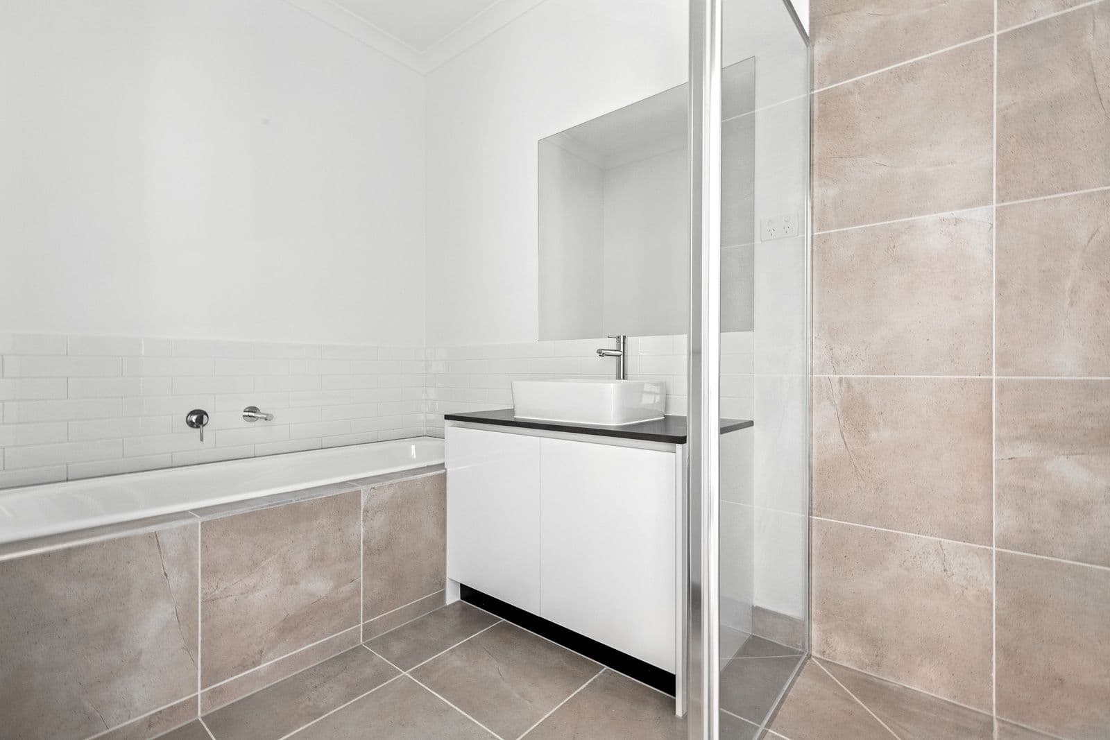 49 Aquatic Drive, Werribee South VIC 3030, Werribee South - Thumbnail 3