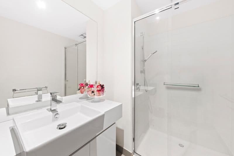 13 Central Park Walk, Cheltenham VIC 3192, Cheltenham - Thumbnail 7