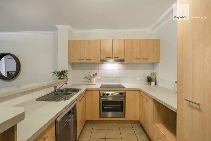 38 Vincent Street, Indooroopilly QLD 4068, Indooroopilly - Thumbnail 4