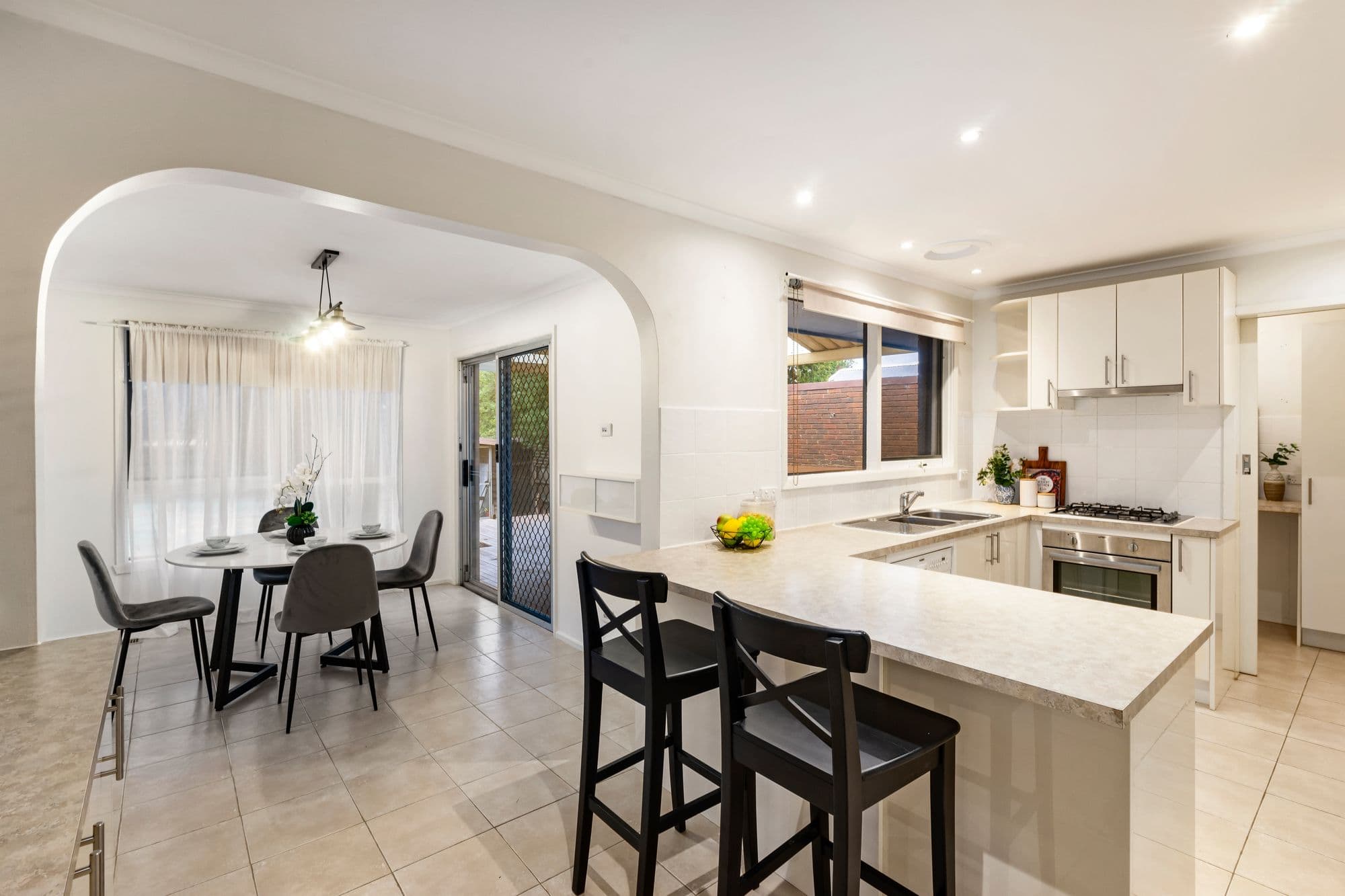 40 Mackellar Avenue, Wheelers Hill VIC 3150, Wheelers Hill - Thumbnail 3
