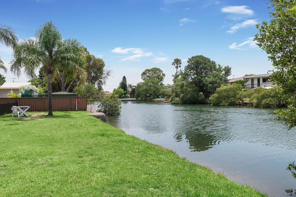 27 Bellinger Place, Sylvania Waters - Thumbnail 3