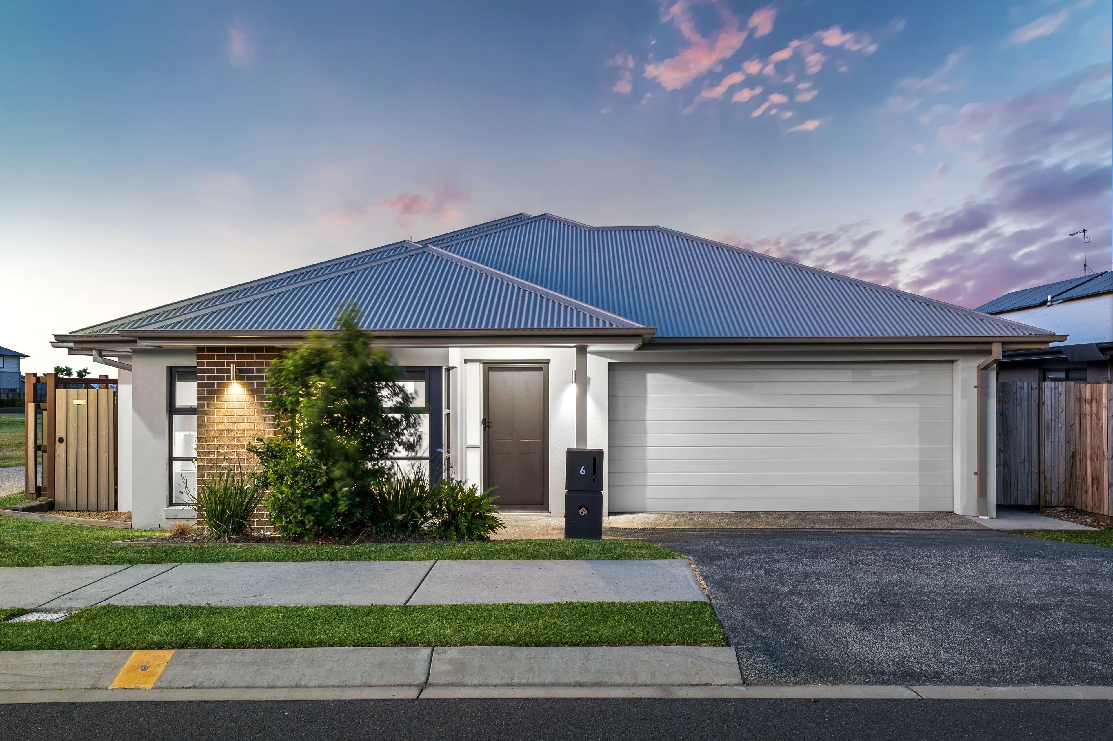 6 Lashmar Street, South Ripley QLD 4306, South Ripley - Image 1