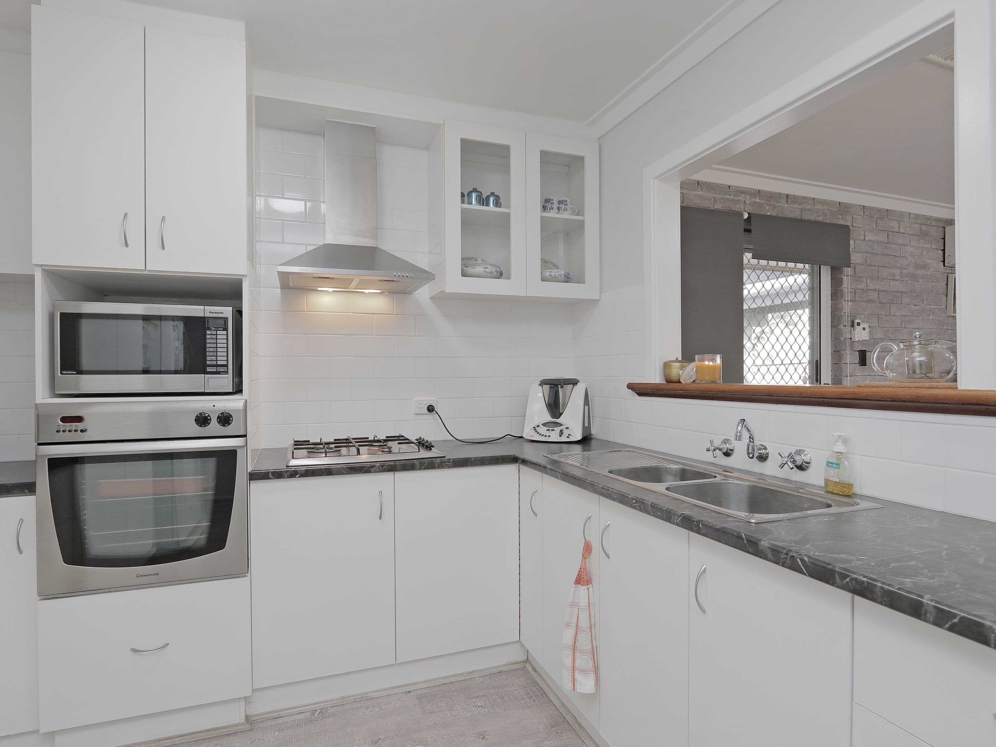 36 Lawrence Street, Gosnells WA 6110, Gosnells - Thumbnail 2