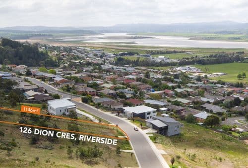 126 Dion Crescent, Riverside, Riverside - Image 1