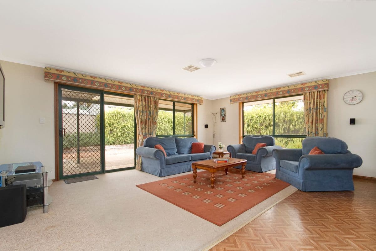 2 Stockwell Road, STOCKWELL SA 5355, Stockwell - Thumbnail 2