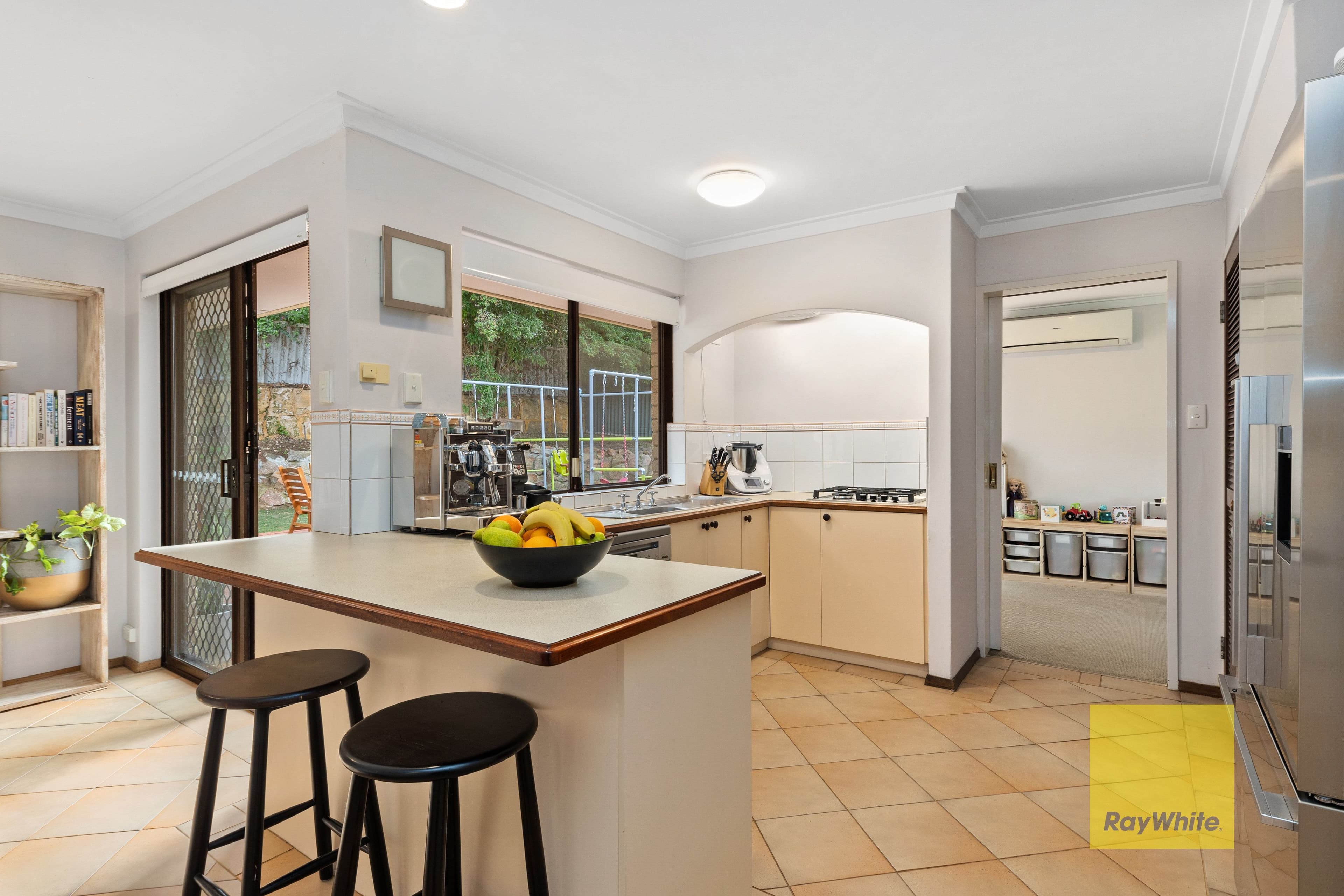 10 Hayes Terrace, Mosman Park WA 6012, Mosman Park - Thumbnail 6