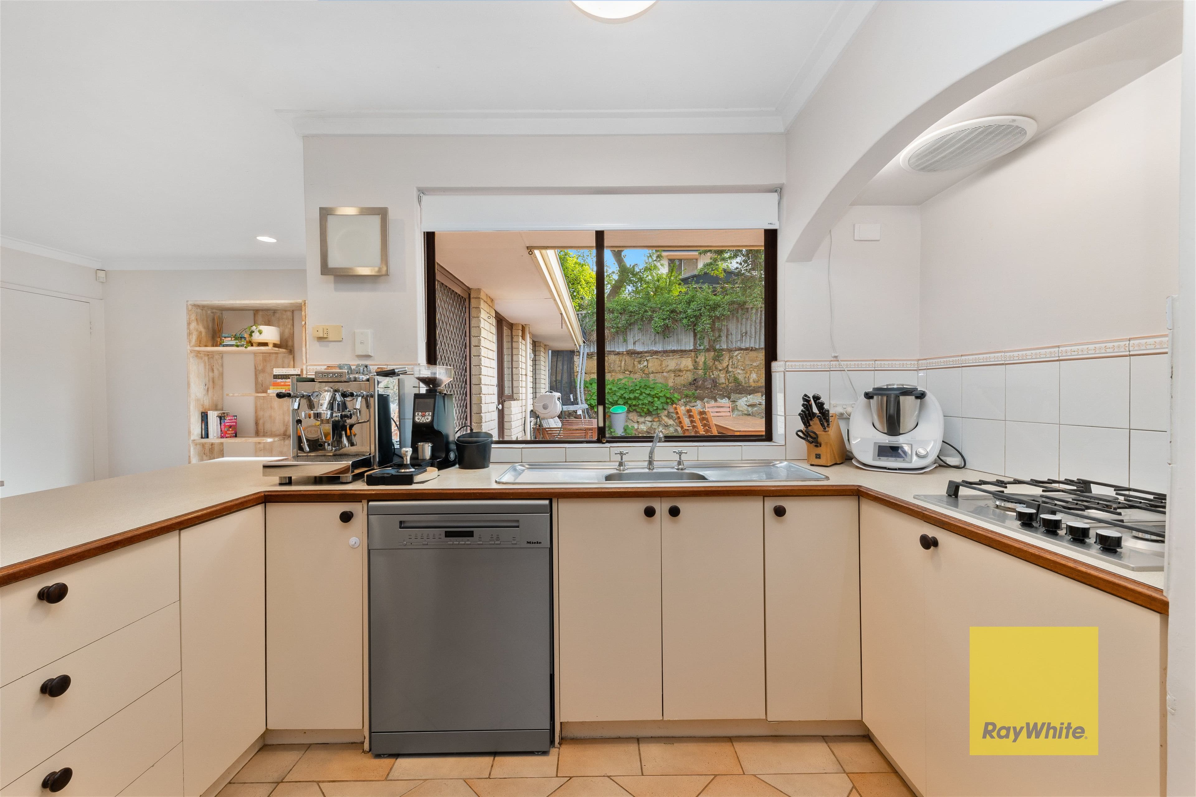 10 Hayes Terrace, Mosman Park WA 6012, Mosman Park - Thumbnail 7