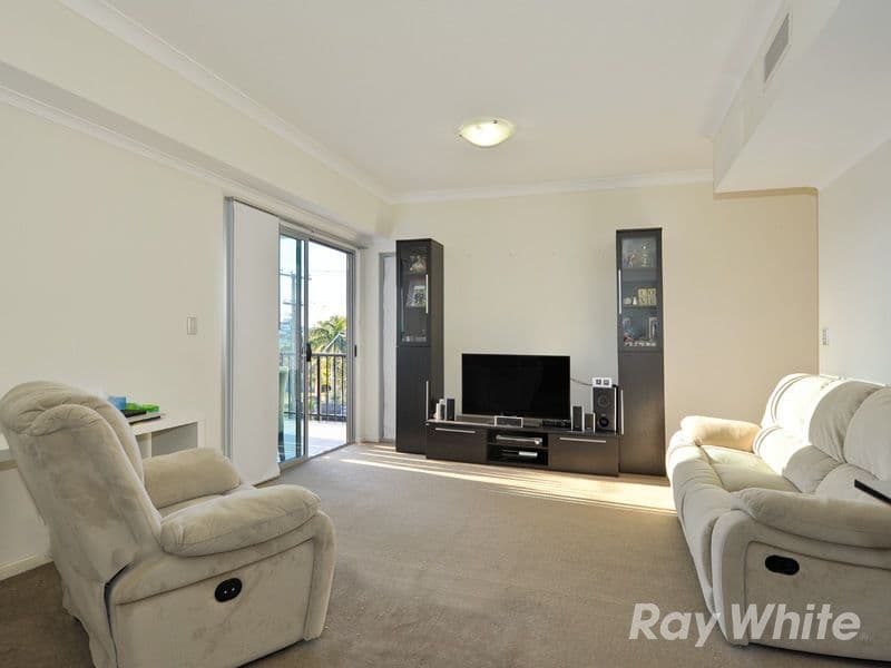 1 KINGSMILL Street, CHERMSIDE QLD 4032, Chermside - Thumbnail 4