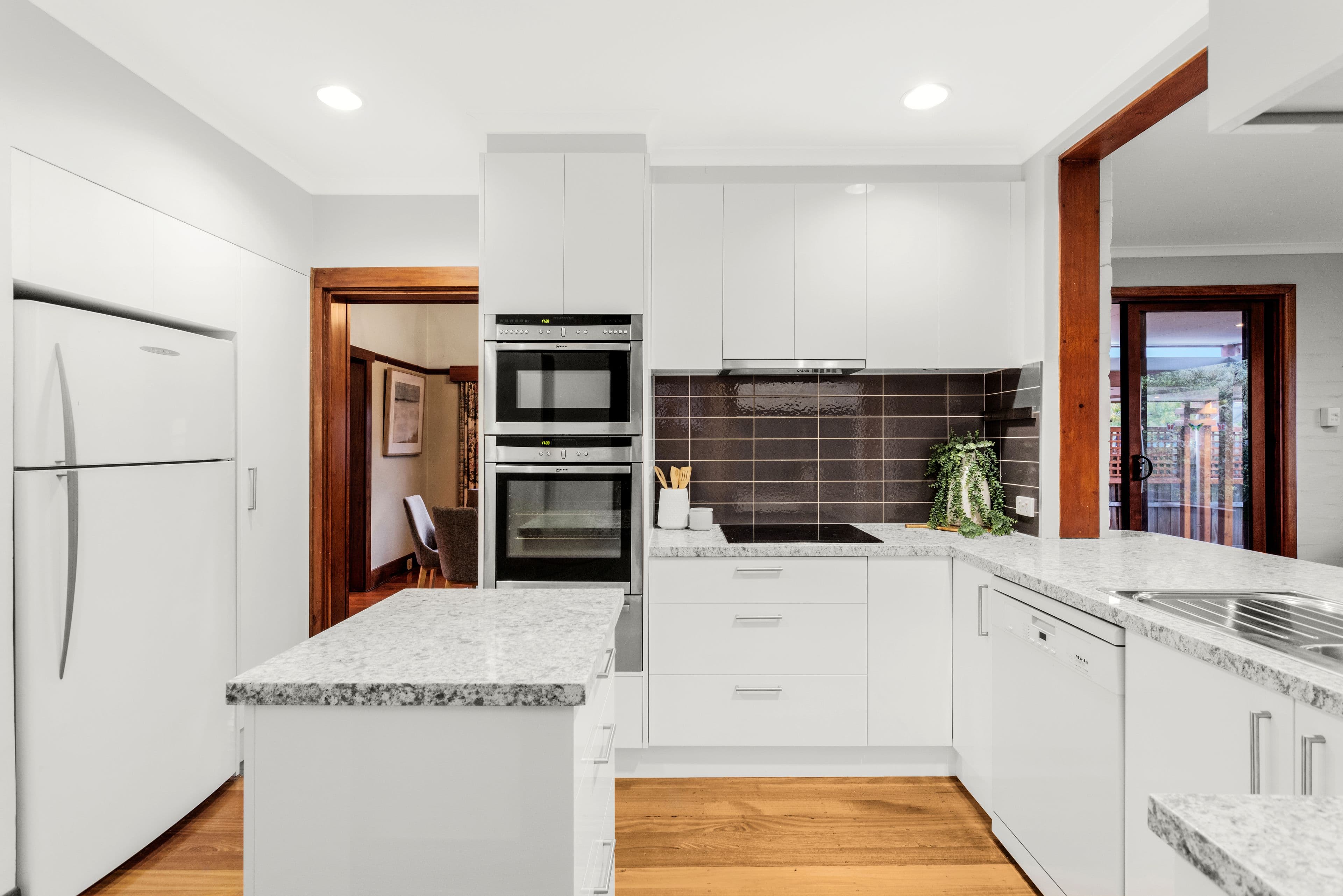 9 Beauville Avenue, Murrumbeena VIC 3163, Murrumbeena - Thumbnail 6